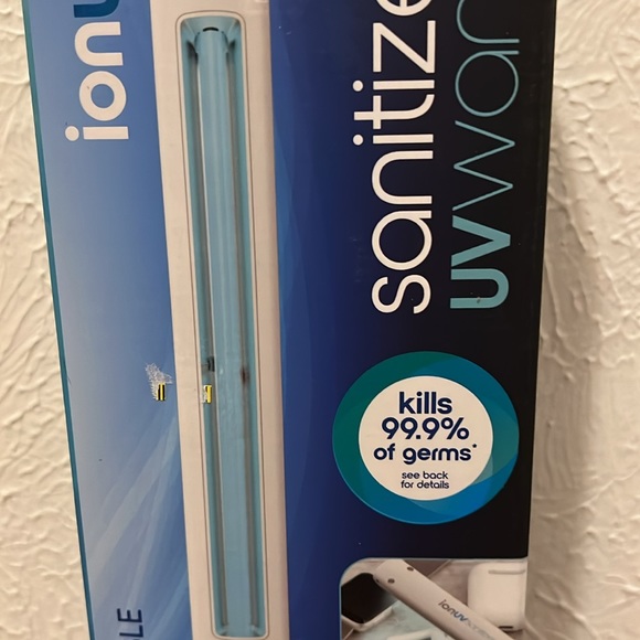 ionuv sanitizer uv wand. Rechargeable batteries kills 99.9% germs. New not open - Picture 2 of 6